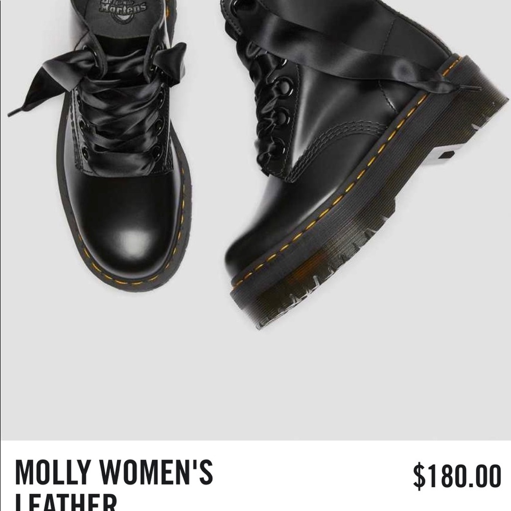 Dr. Marten Molly boot size 5, worn once.